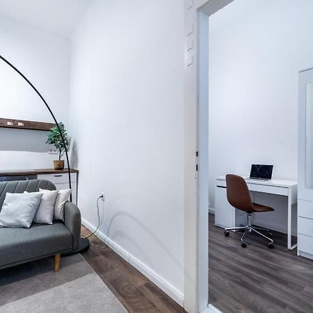 Stylish Central Apartment بودابست المظهر الخارجي الصورة