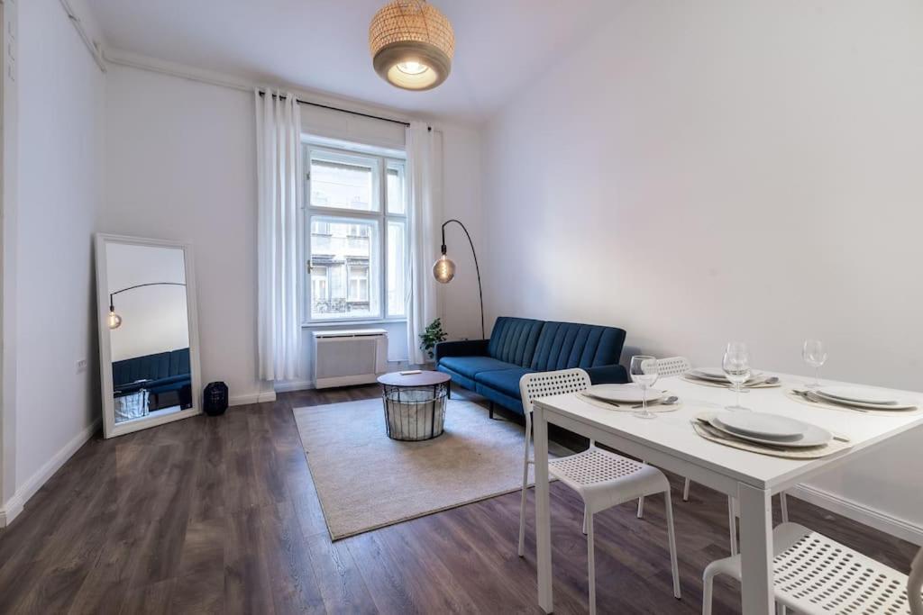 Stylish Central Apartment بودابست المظهر الخارجي الصورة
