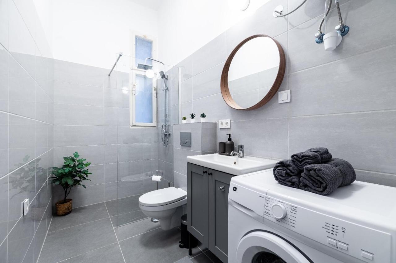 Stylish Central Apartment بودابست المظهر الخارجي الصورة